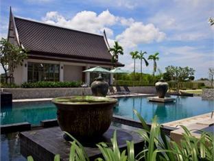 Manathai Villa Sylvia Luxury Hotels in Pattaya