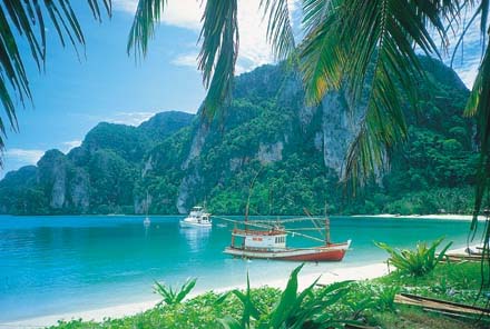 When is the best time to visit Thailand