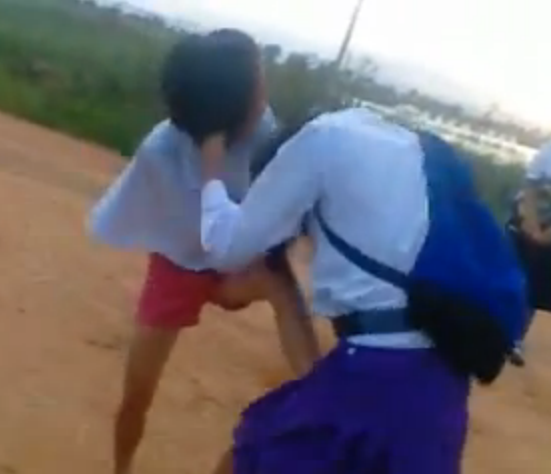 Thai School Girls Fighting