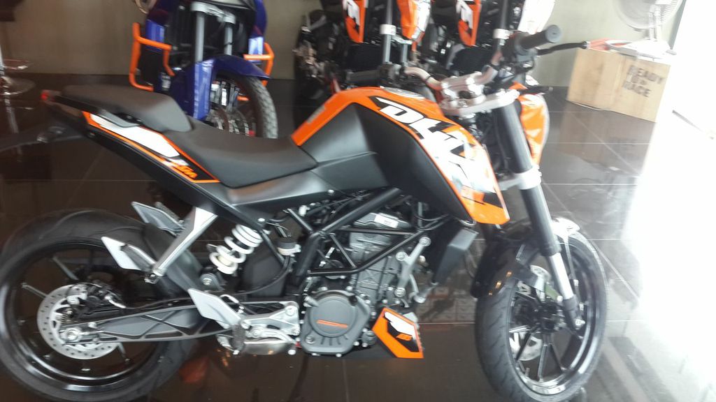 KTM Duke 200 out of the box