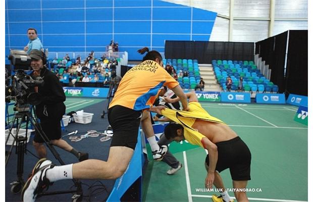 Thai Guy Punch Up at Canada Batminton Open