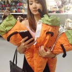 Thai Women in the Smart Phone Era