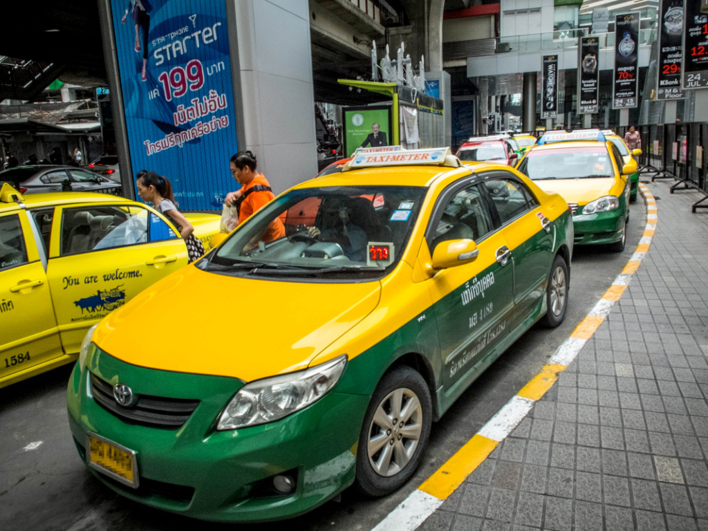 bangkok taxi driver